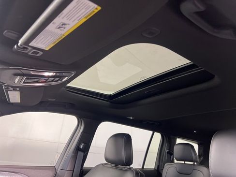 New 2025 Jeep Grand Cherokee L Altitude image 14