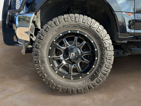 Used 2017 Ford F250 Lariat w/ Lariat Ultimate Package image 30