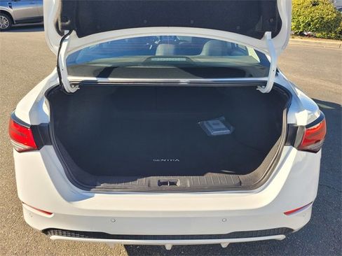 Used 2024 Nissan Sentra SV image 11