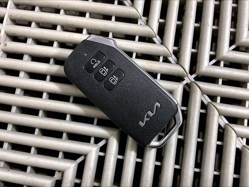 Used 2024 Kia EV6 GT-Line RWD image 11