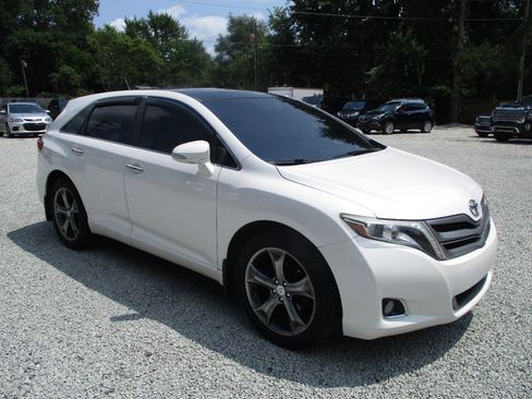 Used 2014 Toyota Venza Limited AWD/4WD image 7