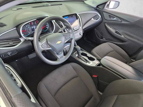 Used 2023 Chevrolet Malibu LT FWD image 10