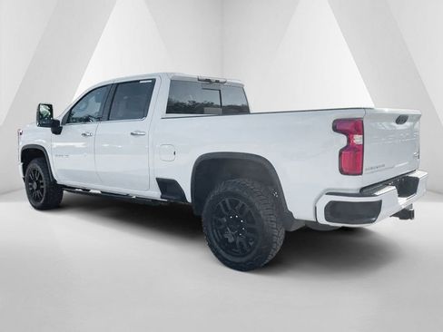 Used 2020 Chevrolet Silverado 2500 High Country w/ Z71 Off-Road Package AWD/4WD image 5