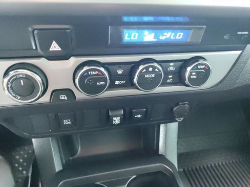 Used 2021 Toyota Tacoma SR5 image 14