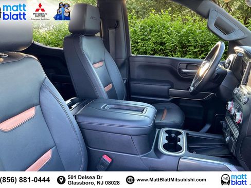 Used 2022 GMC Sierra 1500 AT4 w/ AT4 Premium Package image 8