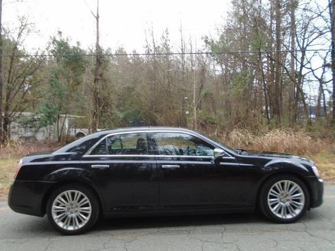 Used 2013 Chrysler 300 C w/ Harman Kardon Audio Group image 4