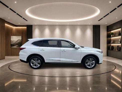 Used 2023 Acura MDX SH-AWD image 4