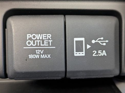 Used 2022 Honda Pilot Touring image 26