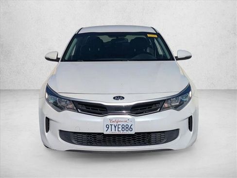 Used 2018 Kia Optima Premium image 2