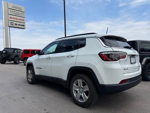 Used 2022 Jeep Compass Latitude AWD/4WD image 5
