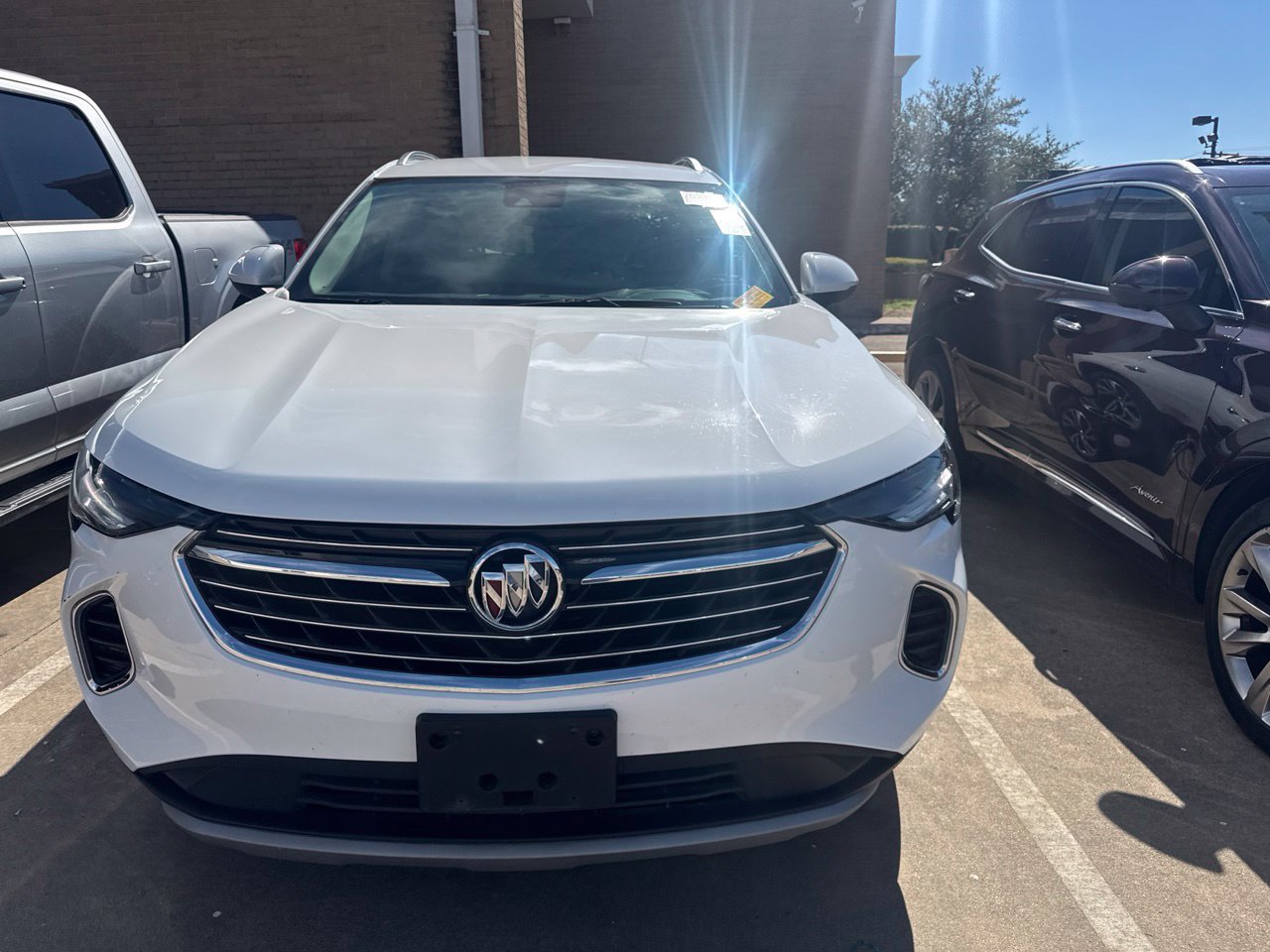 Used 2023 Buick Envision Essence FWD image 2