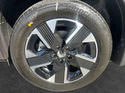 New 2026 Nissan Kicks SV AWD/4WD image 9