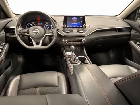 Used 2025 Nissan Altima 2.5 SR AWD/4WD image 17