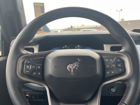 Used 2025 Ford Bronco Heritage Edition image 16