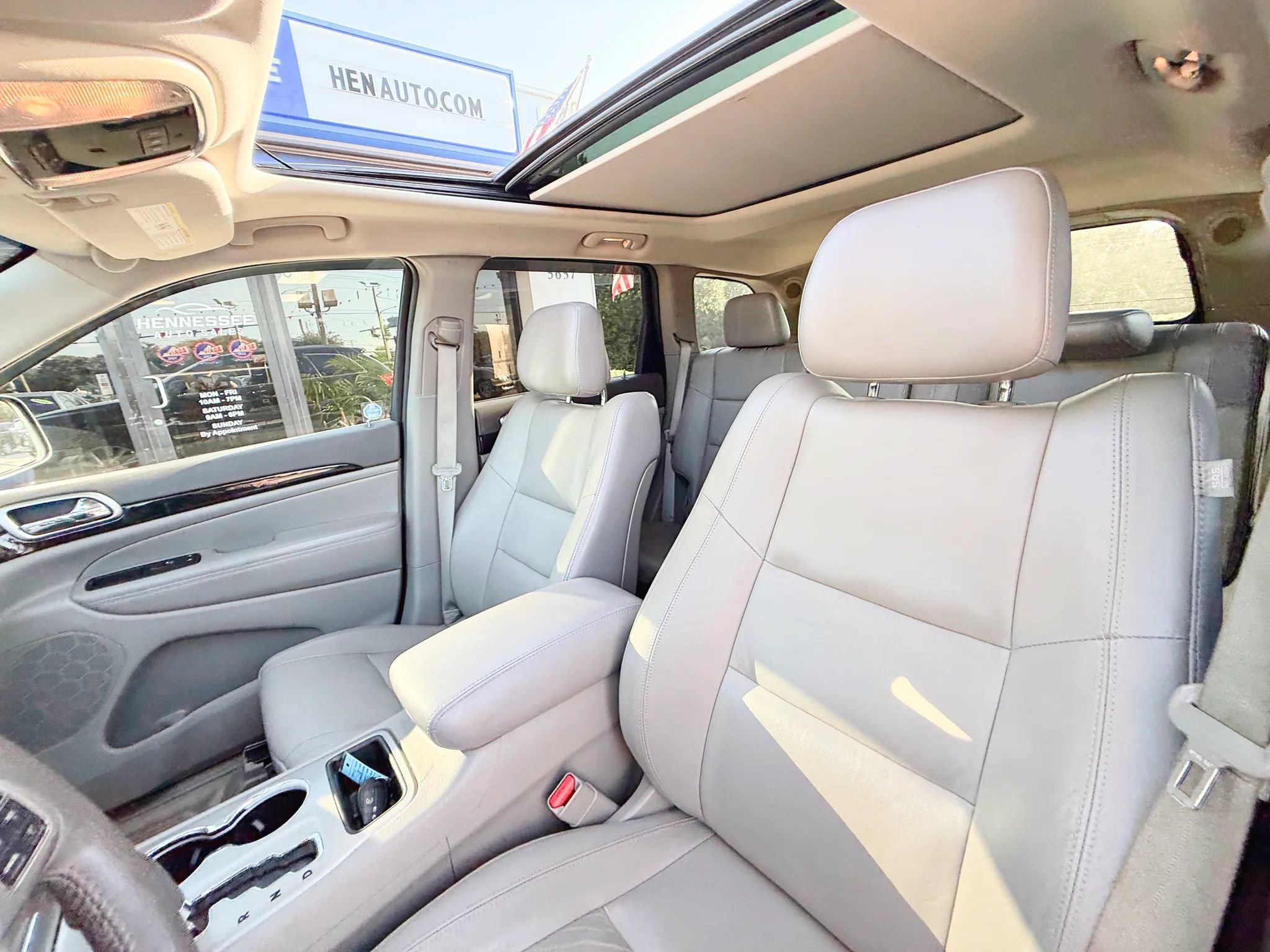 Used 2013 Jeep Grand Cherokee Laredo RWD image 46