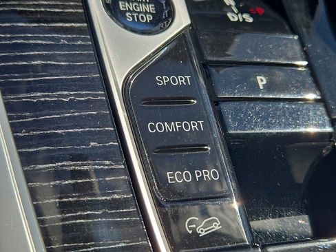 Used 2024 BMW X7 M60i w/ Executive Package AWD/4WD image 25