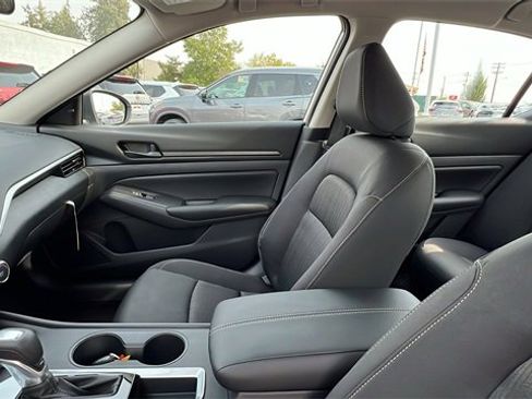 New 2025 Nissan Altima 2.5 S image 22