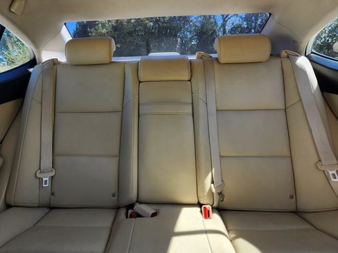 Used 2014 Lexus ES 350 FWD image 19