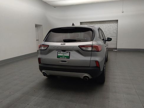 Used 2021 Ford Escape SE FWD image 7