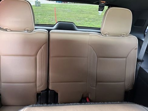 Used 2023 Chevrolet Tahoe Premier image 22