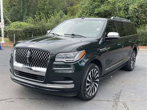 Used 2024 Lincoln Navigator L Black Label image 3