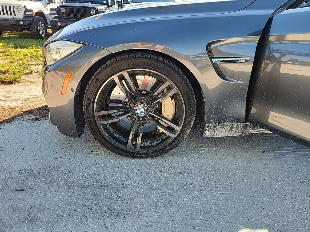 Used 2017 BMW M4 Convertible RWD image 7