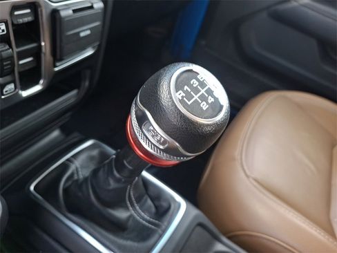 Used 2021 Jeep Gladiator Overland w/ LED Lighting Group image 14