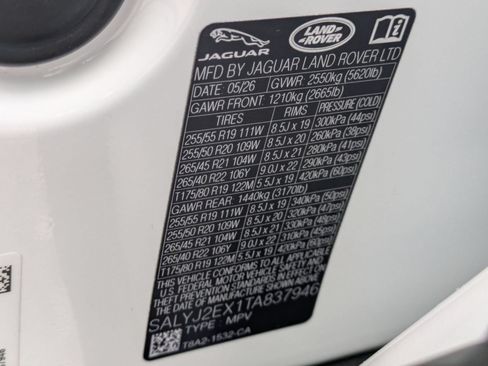 New 2026 Land Rover Range Rover Velar S AWD/4WD image 31