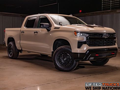 Used 2023 Chevrolet Silverado 1500 LT Trail Boss w/ Protection Package AWD/4WD image 1