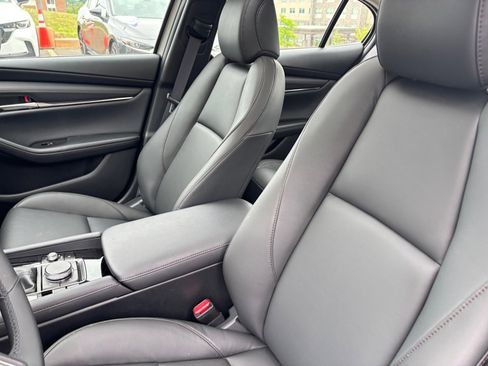 Used 2025 MAZDA MAZDA3 s FWD image 30