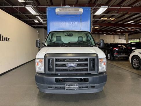 Used 2023 Ford E-350 and Econoline 350 Super Duty w/ Power Windows & Locks Group RWD image 7
