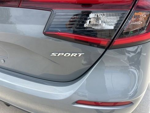 Used 2025 Honda Civic Sport image 4