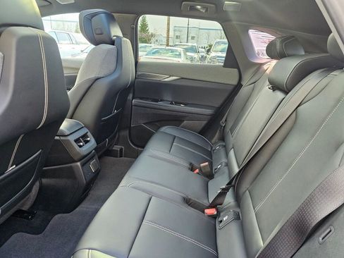 New 2026 Cadillac Optiq Luxury 1 image 20