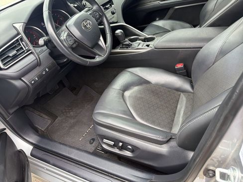 Used 2023 Toyota Camry XSE image 10