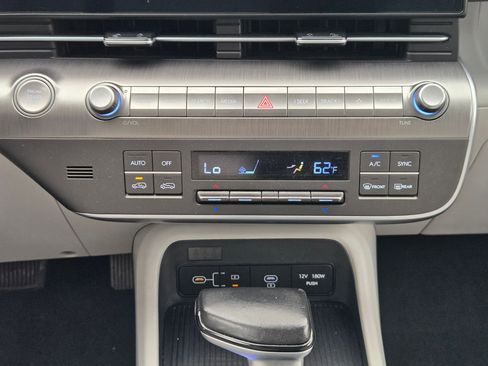 Used 2024 Hyundai Kona SEL FWD image 18