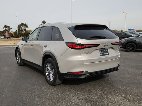 Used 2024 MAZDA CX-90 3.3 Turbo w/ Preferred Plus image 5