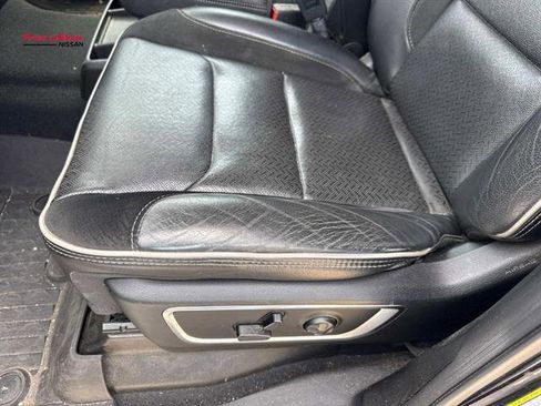 Used 2019 RAM 1500 Laramie AWD/4WD image 14