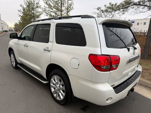 Used 2012 Toyota Sequoia Platinum image 3