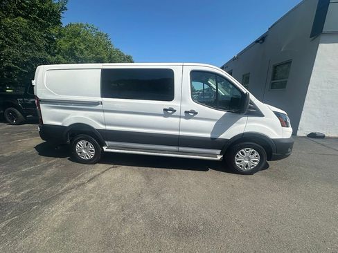 Used 2025 Ford Transit 250 Low Roof w/ Exterior Upgrade Package RWD image 4