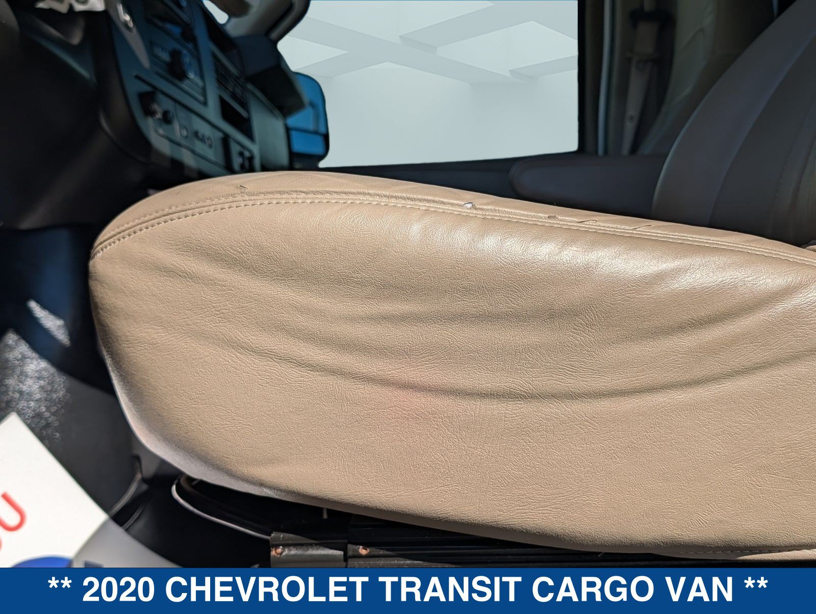 Used 2020 Chevrolet Express 2500 w/ Driver Convenience Package RWD image 21