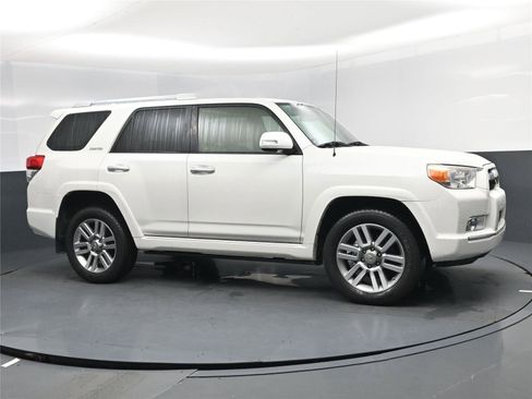 Used 2012 Toyota 4Runner Limited image 2