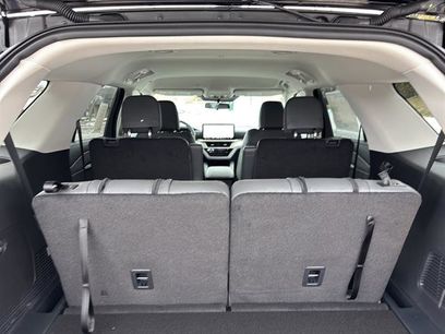 New 2026 Ford Explorer Active w/ Active Comfort Package