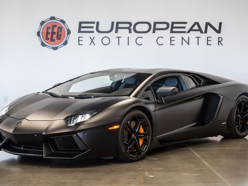 Used 2012 Lamborghini Aventador LP 700-4 AWD/4WD image 7