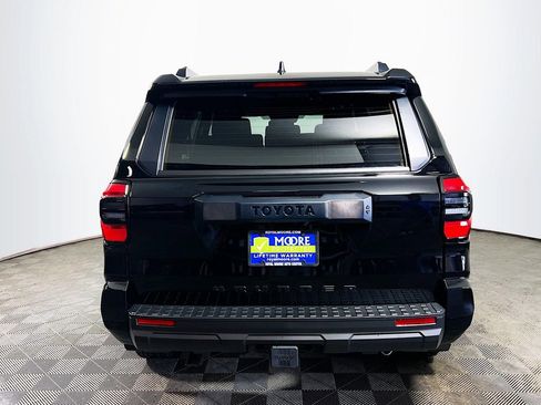 New 2026 Toyota 4Runner SR5 RWD image 7