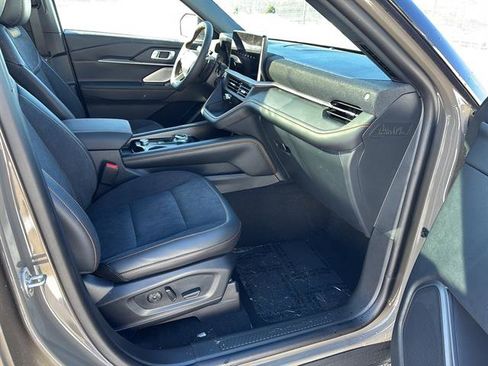 New 2026 Ford Explorer Tremor image 19