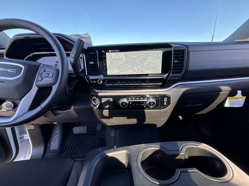 New 2025 GMC Sierra 2500 SLE image 20
