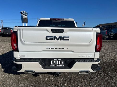 Used 2022 GMC Sierra 1500 Denali Ultimate image 4
