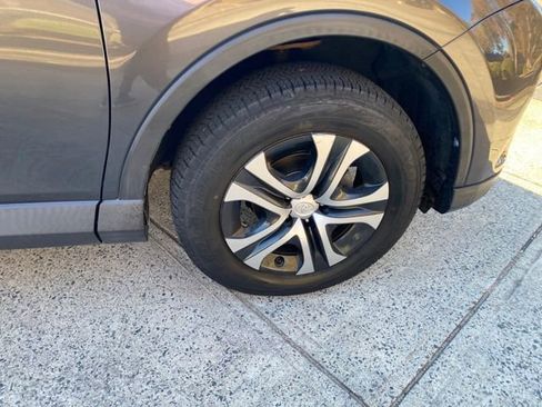 Used 2017 Toyota RAV4 LE image 13