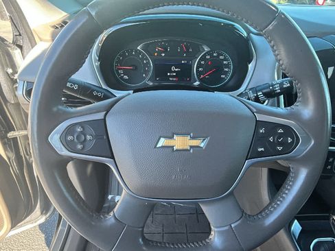 Used 2021 Chevrolet Traverse LT AWD/4WD image 18