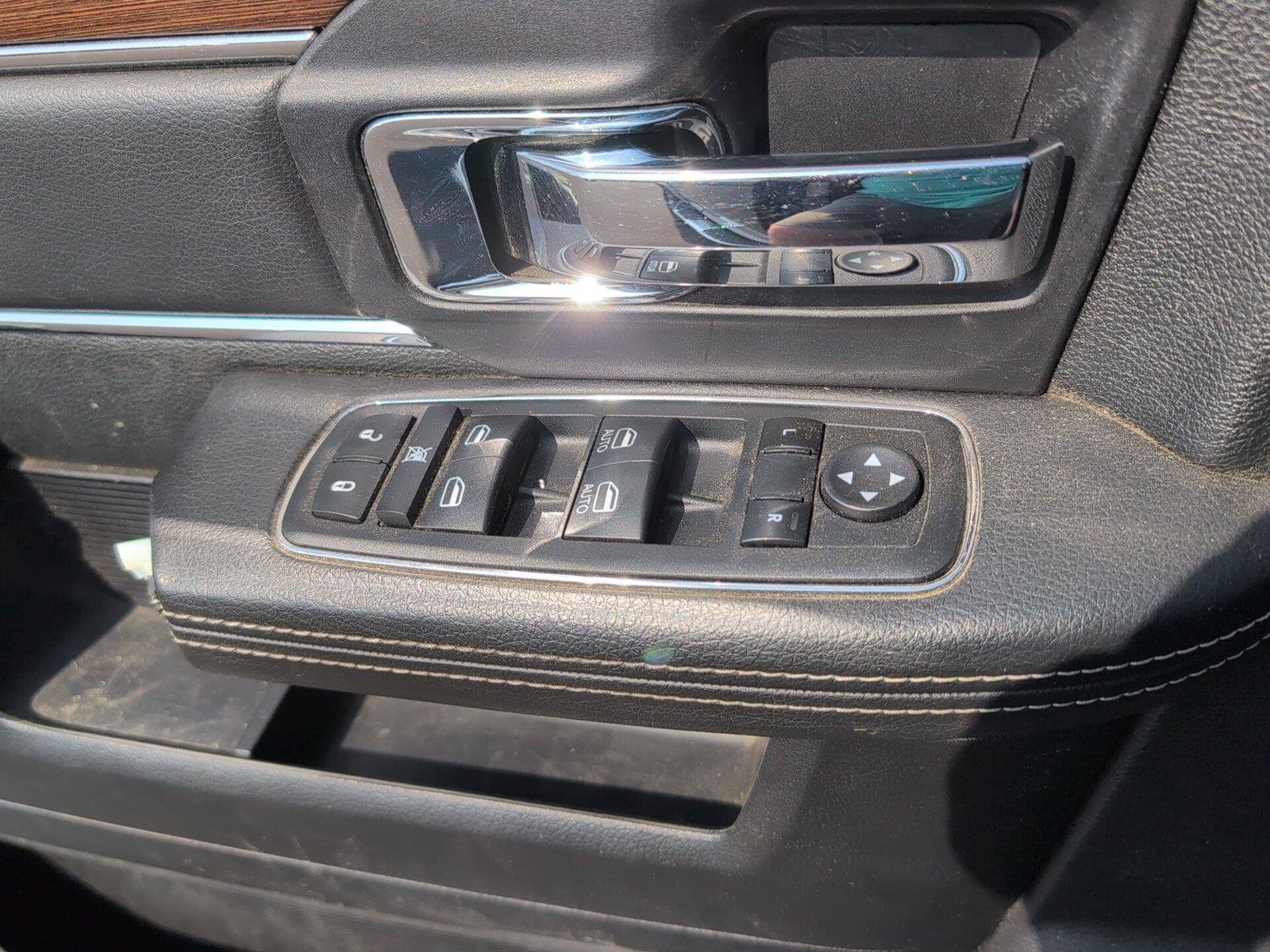 Used 2014 RAM 2500 Laramie AWD/4WD image 16